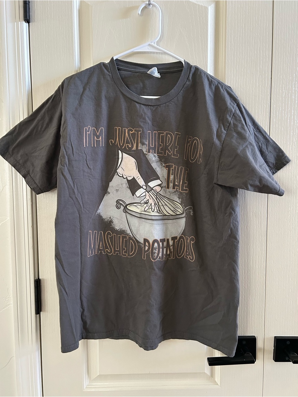 Graphic Tee - 'I'm Just Here For The Mashed Potatoes' in Charcoal